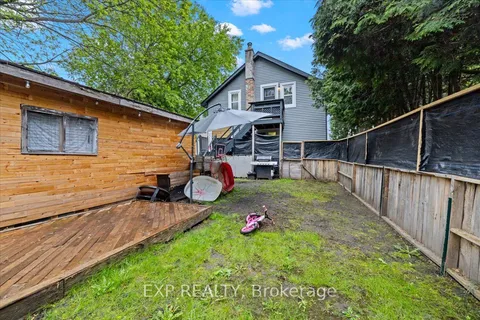 18 Delhi Street, ON K6V 4H3