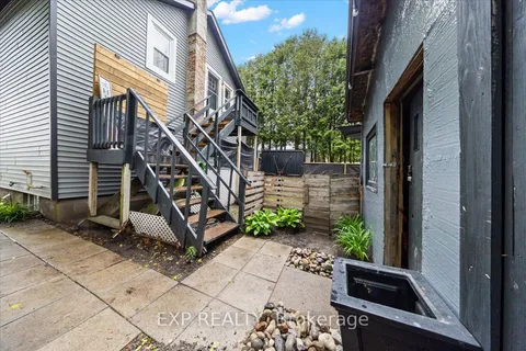 18 Delhi Street, ON K6V 4H3