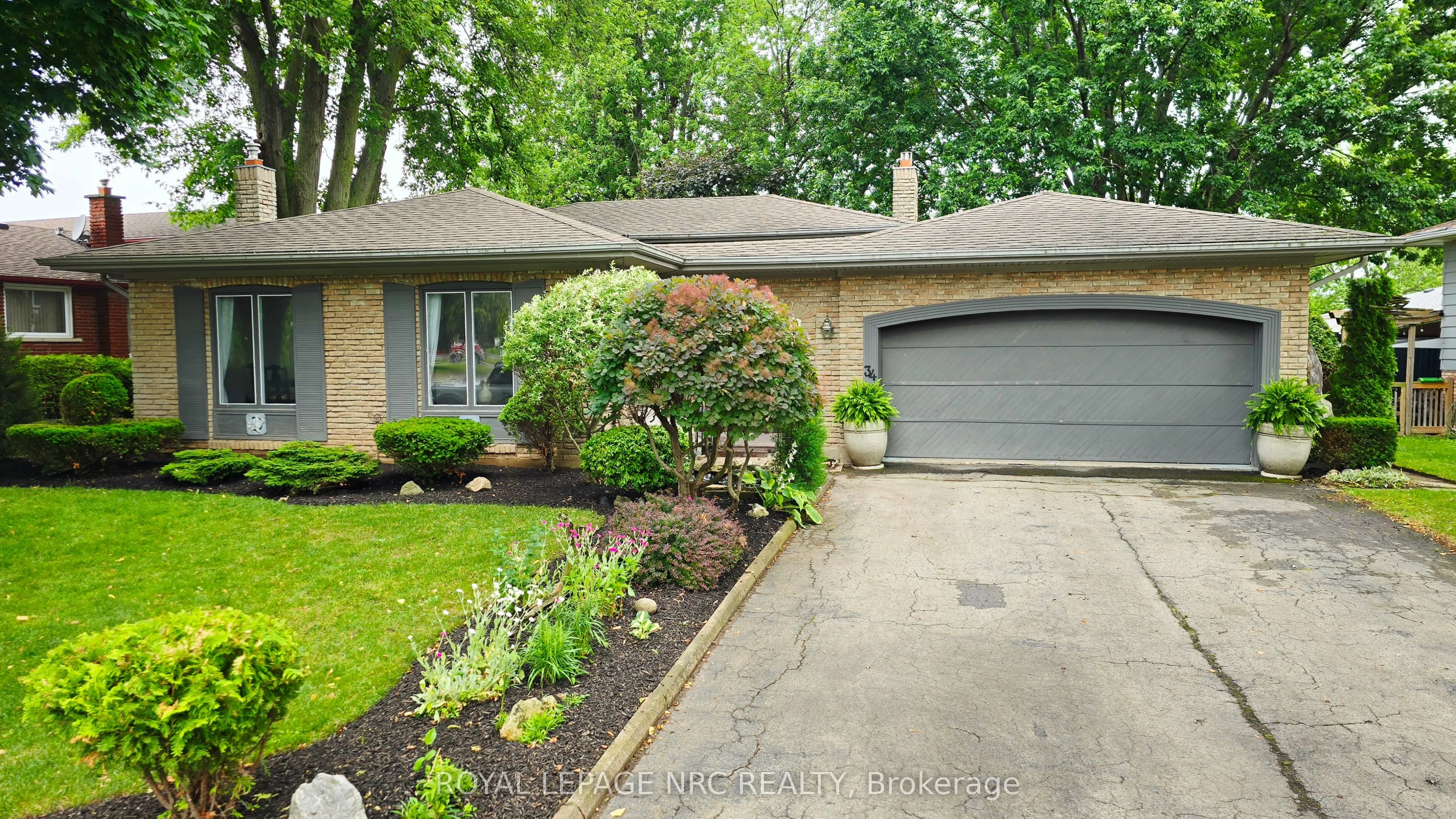34 McColl Drive, ON L3C 3L7