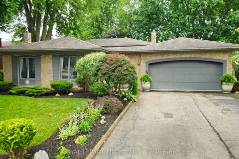 34 McColl Drive, ON L3C 3L7