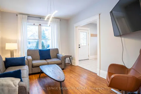 2 McDonald Avenue, ON N6G 1B1