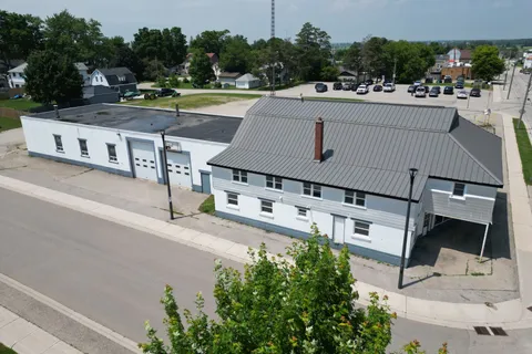 15 Mill Street, ON N0K 1M0