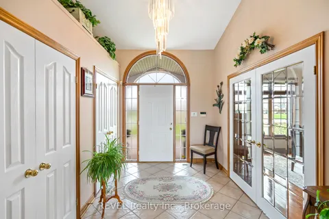 925 QUEENSTON Road, ON L0S 1J0