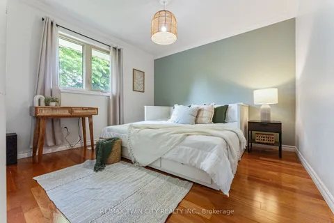 26 Belaire Road, ON N3R 6Z3