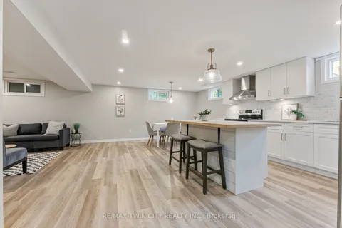 26 Belaire Road, ON N3R 6Z3