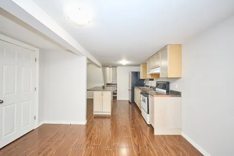 130 Aqueduct Street, ON L3C 1C2