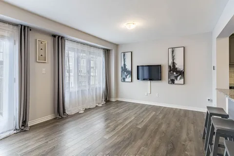 143 Ridge Road, ON N3H 4R6