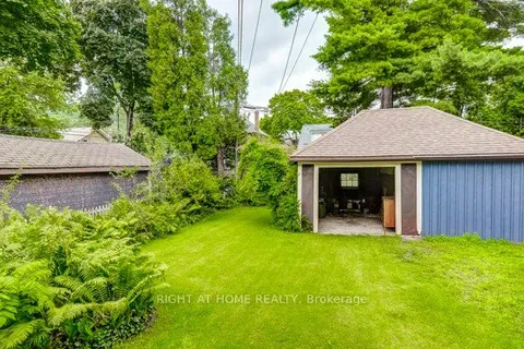 182 Balmoral Avenue, ON L8M 3K3