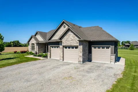 6 Silverthorne Court, ON N1A 2W2