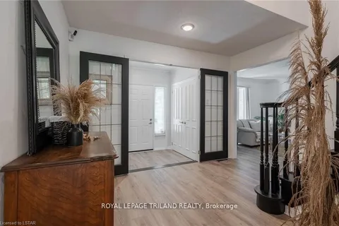 1047 GRIFFITH Street, ON N6K 3Y5