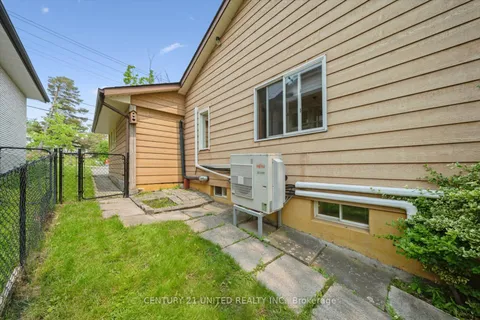 411 Highland Road, ON K9H 5J6