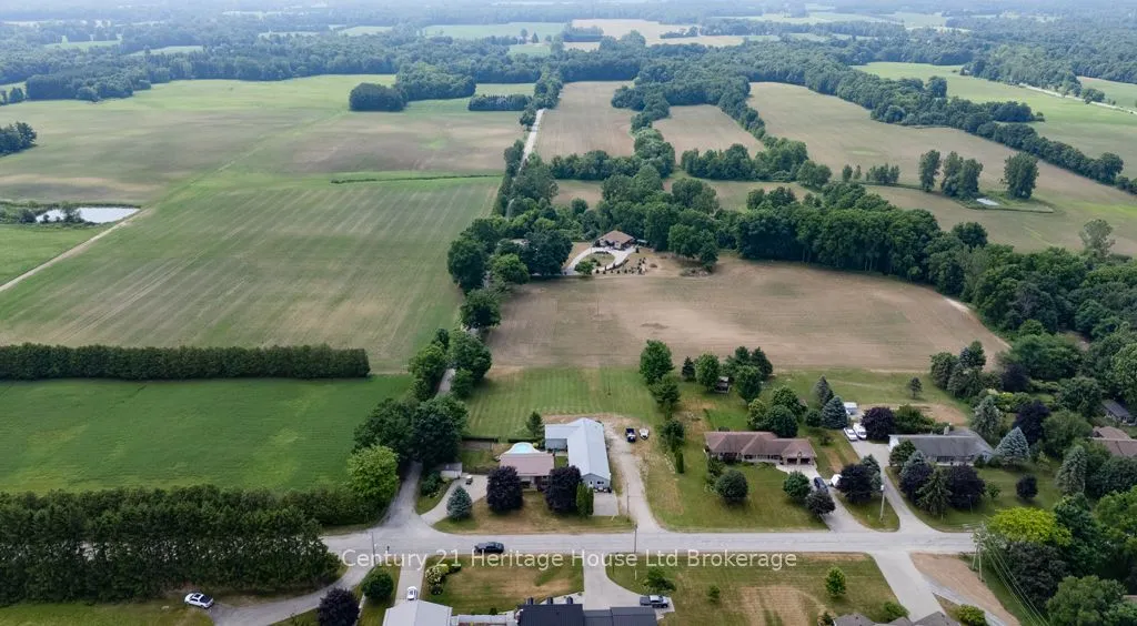 686 Goshen Road, ON N4G 3C9