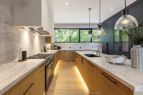 1002 Murphy Road, ON P0C 1H0