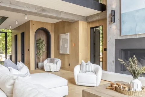 1002 Murphy Road, ON P0C 1H0