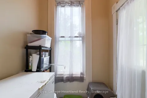 190 Albert Street, ON N0M 1L0