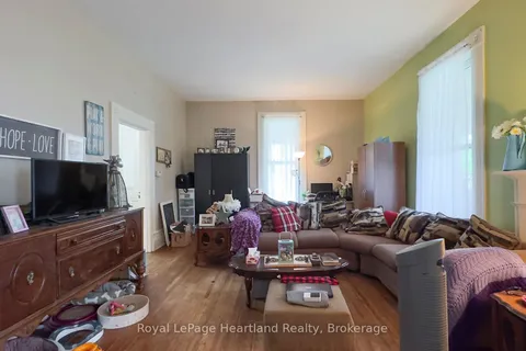190 Albert Street, ON N0M 1L0