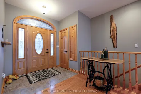 7284 Calvert Drive, ON N7G 3H5