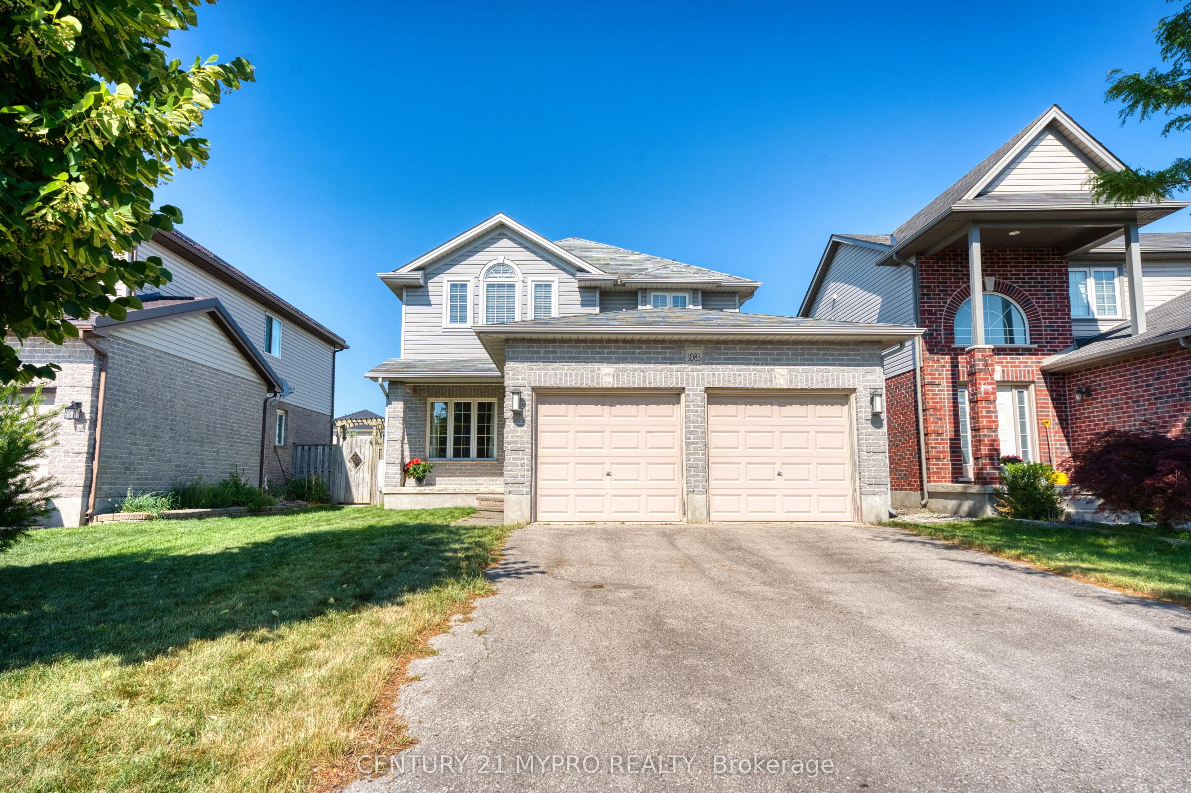 1083 Hanson Crescent, ON N6G 0B8