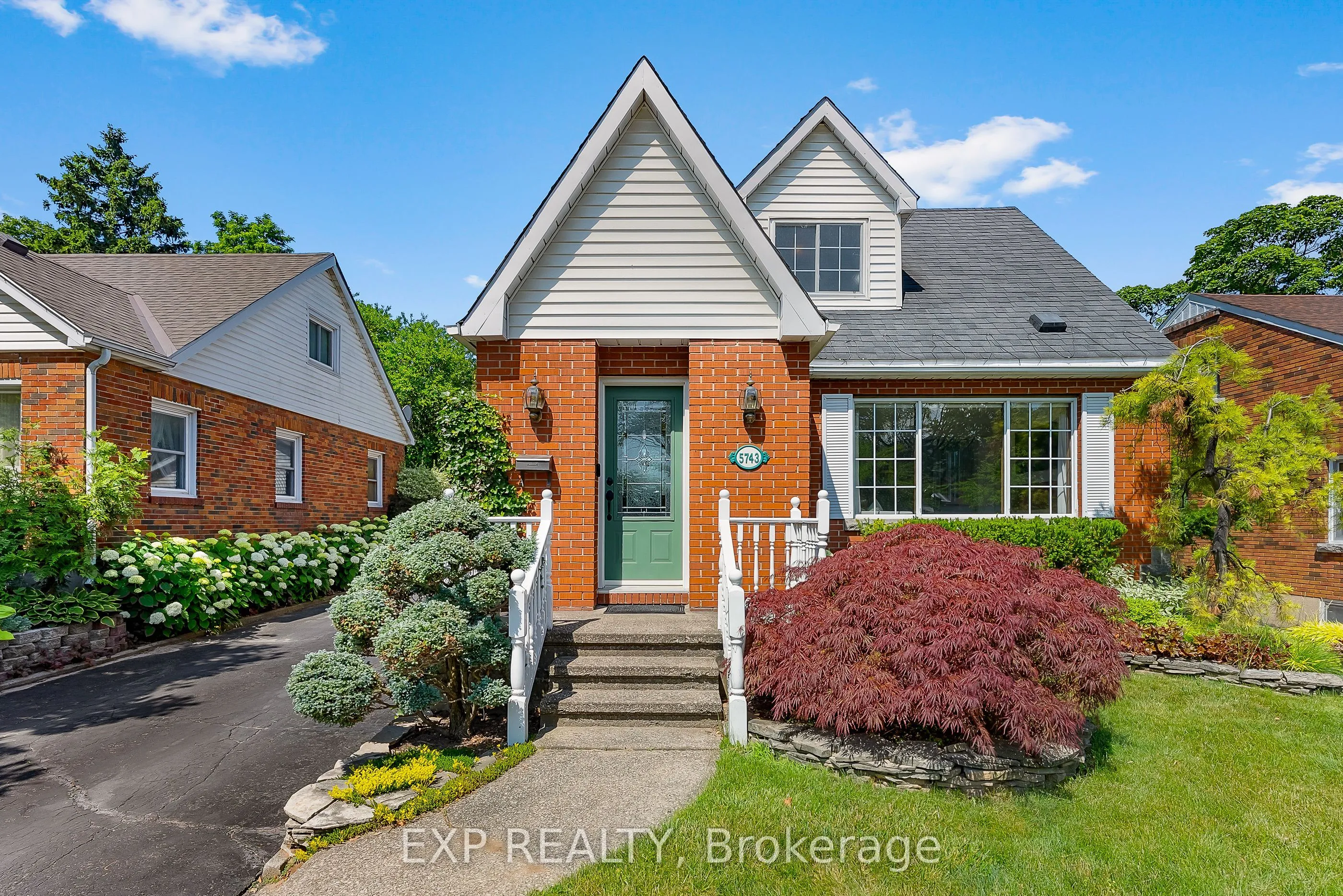 5743 Lowell Avenue, ON L2G 4E4