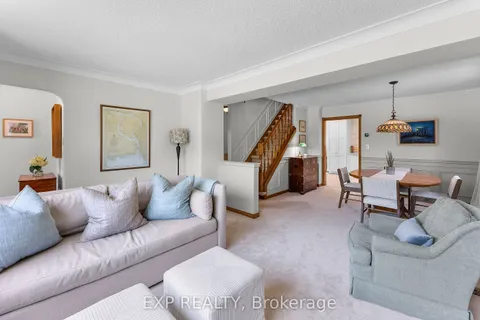 5743 Lowell Avenue, ON L2G 4E4