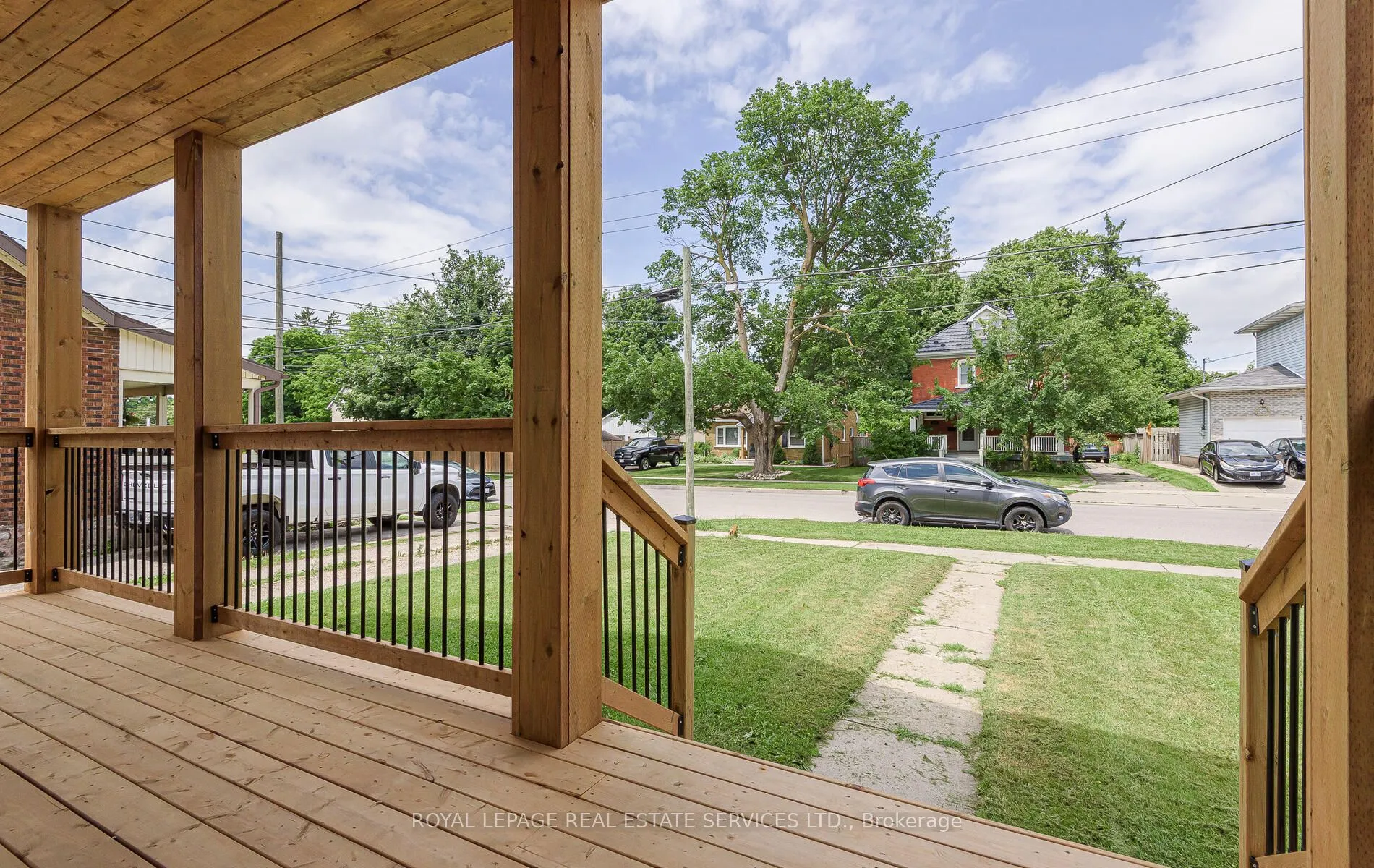 631 Lawrence Street, ON N3H 2M8