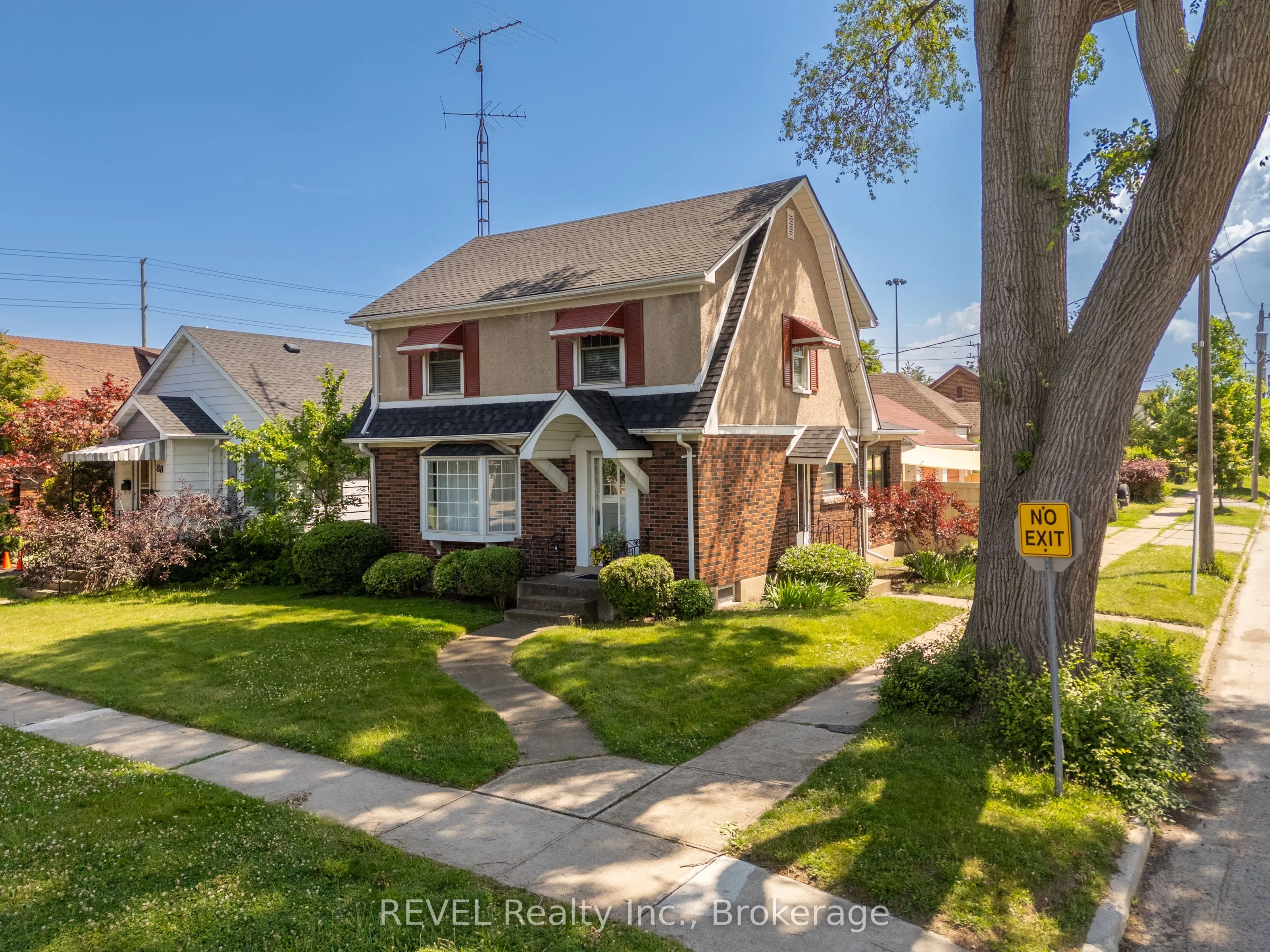 86 WILEY Street, ON L2R 4H1