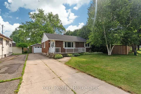 17 Arthur Street, ON N5A 6E4