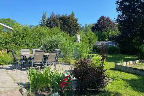 869 Gustavus Street, ON N0H 2C4