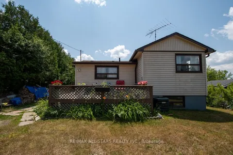 68 Charlore Park Drive, ON K0L 2W0