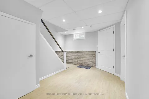 361 Griffith Street, ON N6K 2S1