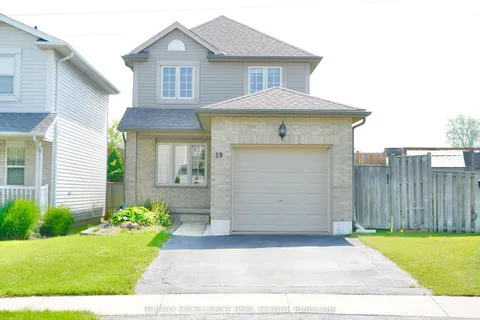 39 PHAIR Crescent, ON N5Z 5B5