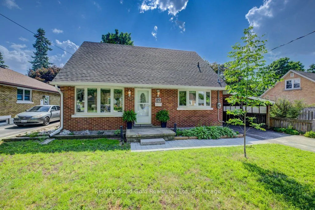 89 Roxborough Avenue, ON N2M 1P6