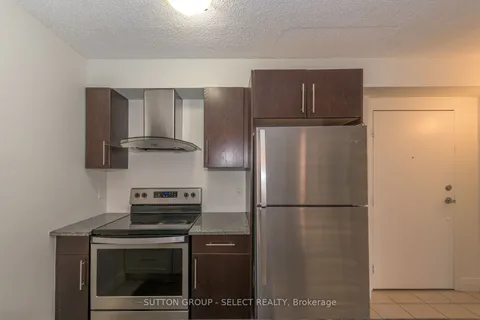660 Cheapside Street, ON N5Y 3Y2