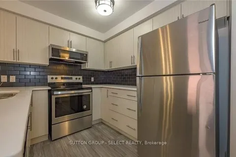 660 Cheapside Street, ON N5Y 3Y2