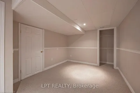 23 Barker Drive, ON K7K 6L3