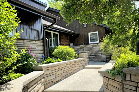4188 County 65 Road, ON L1A 3V5