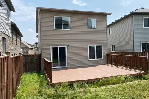 6 Sassafras Street, ON N2N 3S4
