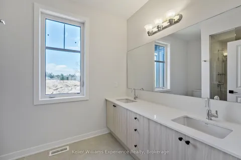 1016 Pondview Court, ON P1H 0K1