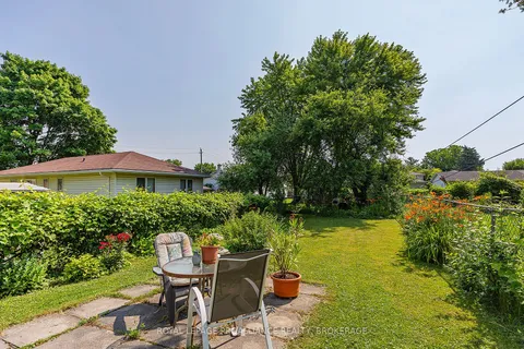 139 Ford Street, ON K7K 4Z7