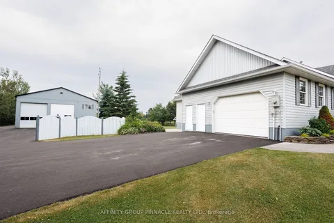 1042 Skyline Road, ON K0M 2M0