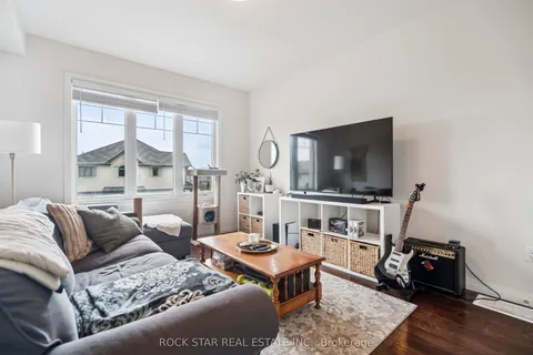 9 Dodman Crescent, ON L9G 0G6