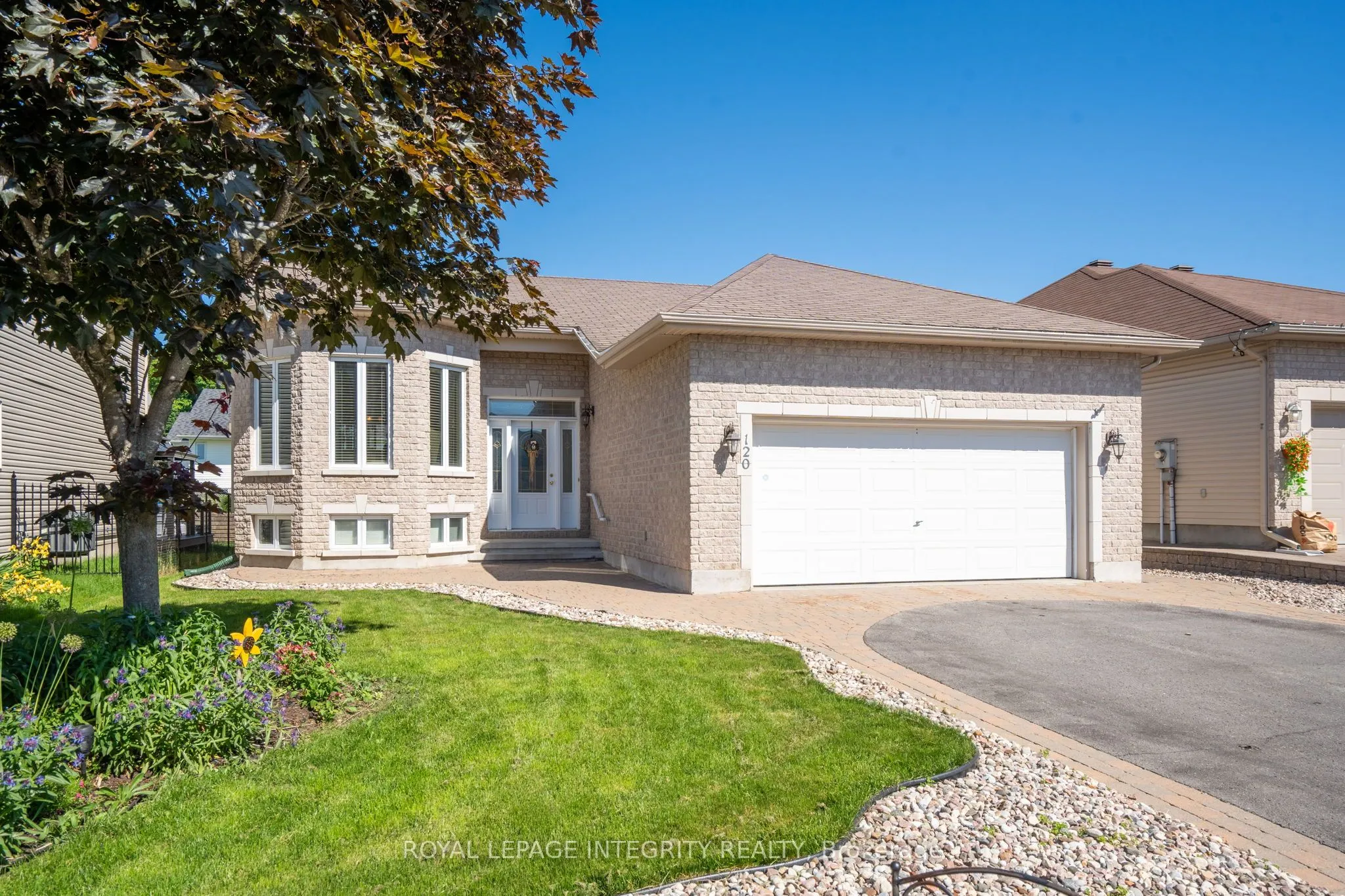 120 Jasper Crescent, ON K4K 0A4