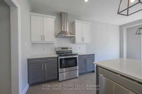 3642 EARLSTON Cross, ON N6L 0G6