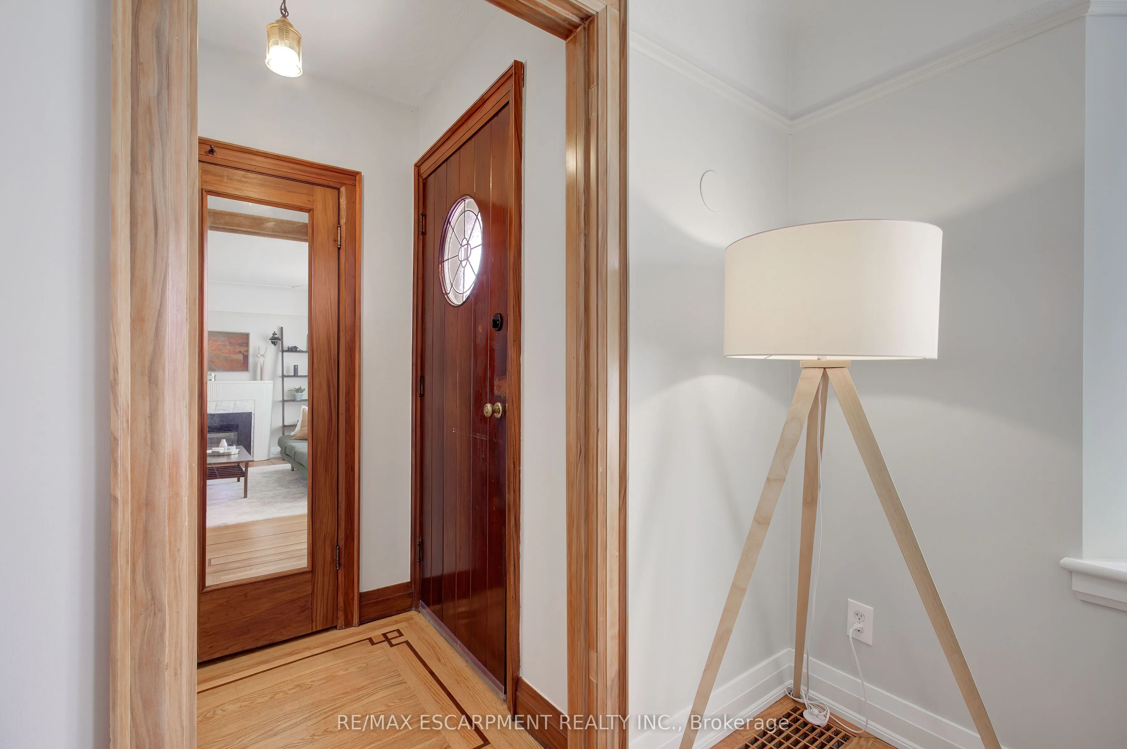 25 Baldwin Avenue, ON N3S 1H6