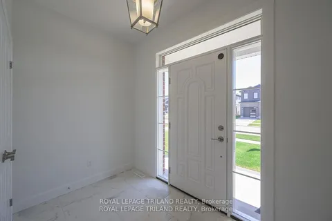3837 AUCKLAND Avenue, ON N6L 0J2