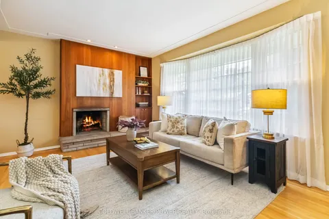 1272 Wayne Road, ON N6K 2G7
