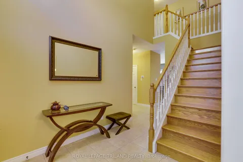 926 Gabor Street, ON N6K 4V6