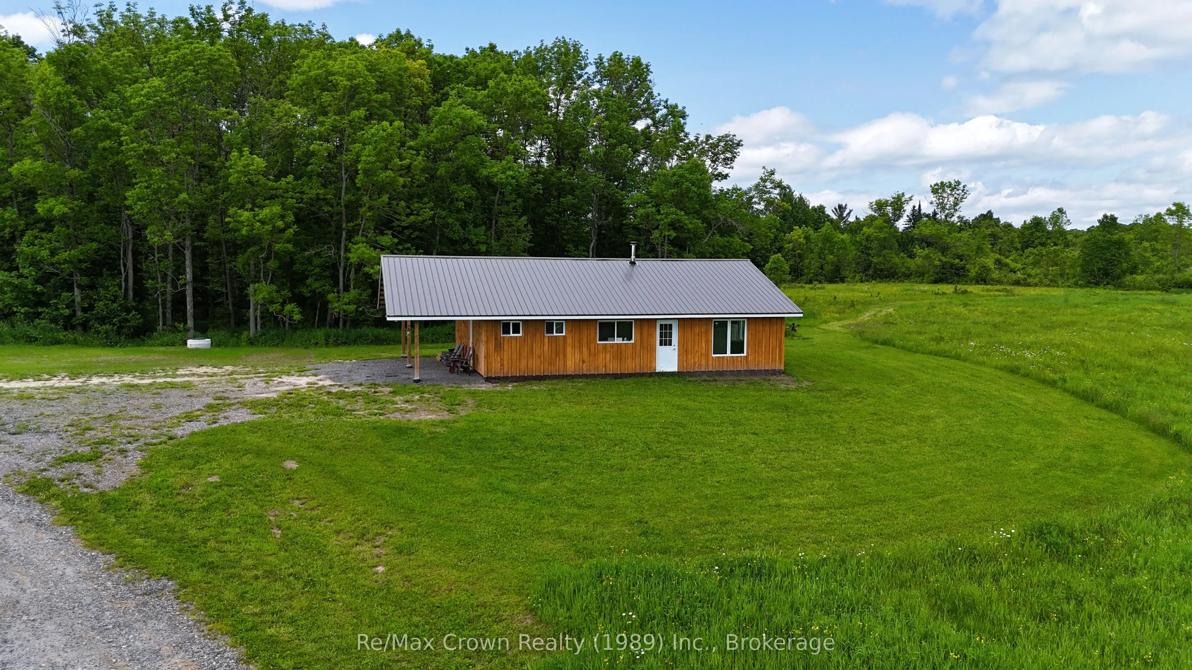 303 Clear Lake Road, ON P0H 1A0