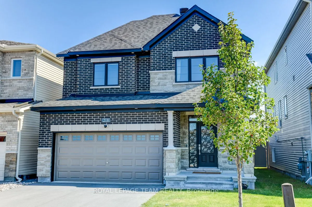 218 CALVINGTON Avenue, ON K2T 0P8
