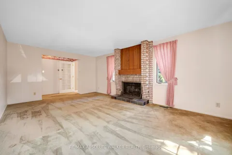 11 Suffolk Street, ON K2G 3P5